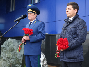 Дмитрий Артюхов принял участие в открытии мемориала 