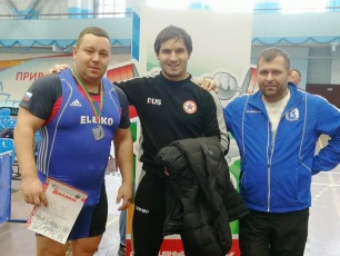 Уренгоец - призер всероссийских соревнований по тяжелой атлетике