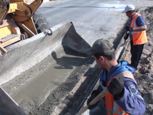 В Пурпе ремонтируют дороги: результат обещает порадовать жителей